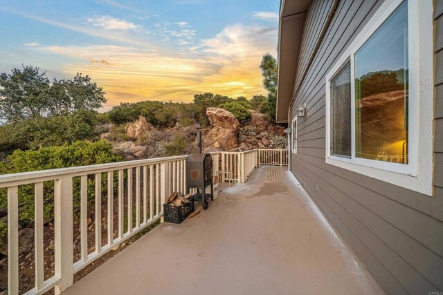 35465 Sunset Ln, Julian, CA 92036 - balcony with area for grilling