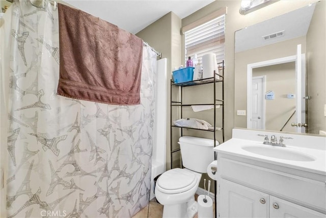 full bathroom featuring curtained shower, visible vents, vanity, and toilet