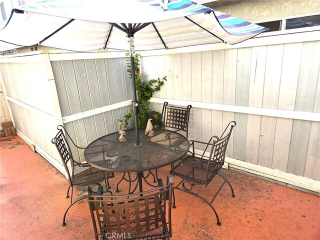 9146 Tobias Ave Unit 3, Panorama City, CA 91402 - view of patio with outdoor dining space