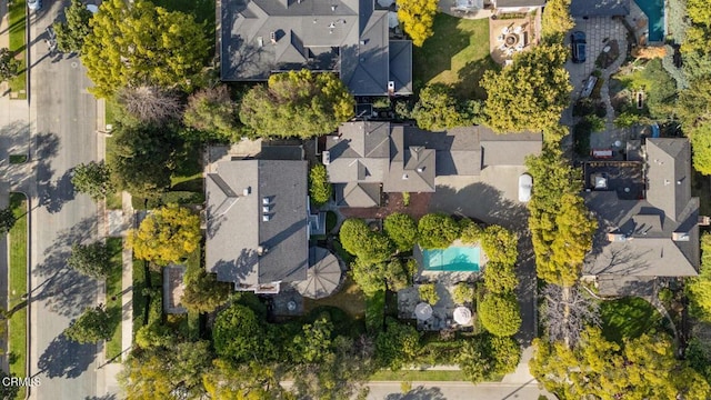 bird's eye view with a residential view