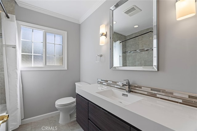 bathroom with a shower with curtain, tile patterned flooring, visible vents, and crown molding