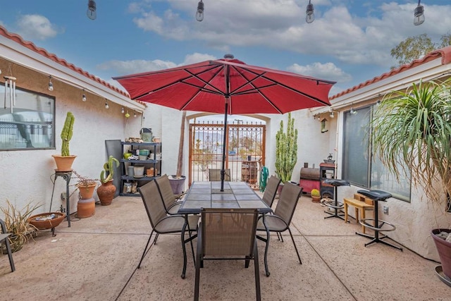 view of patio / terrace with outdoor dining space