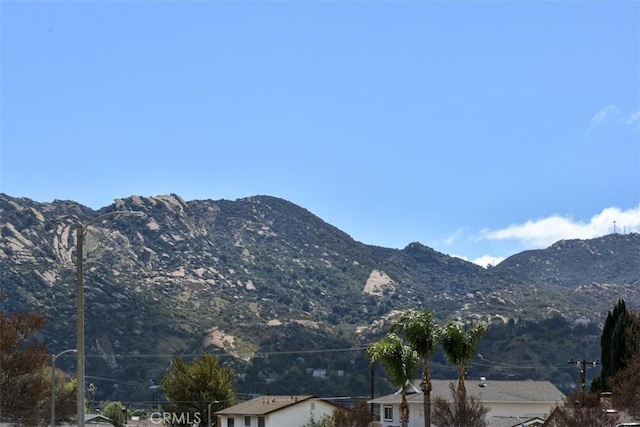 6215 Keystone St, Simi Valley, CA 93063 - view of mountain backdrop