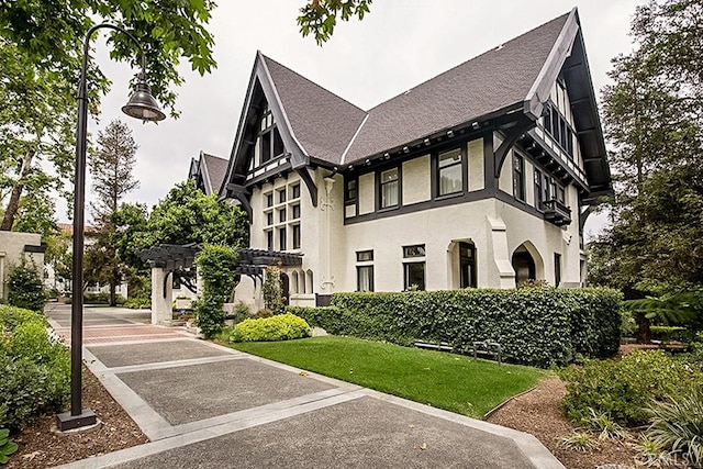 view of home's exterior featuring stucco siding