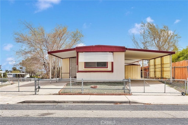 13669 Bel Air Dr, Victorville, CA 92395 - photo 1