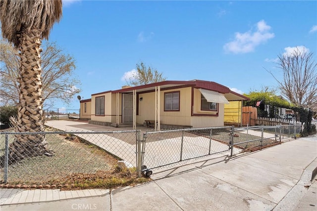 13669 Bel Air Dr, Victorville, CA 92395 - photo 3