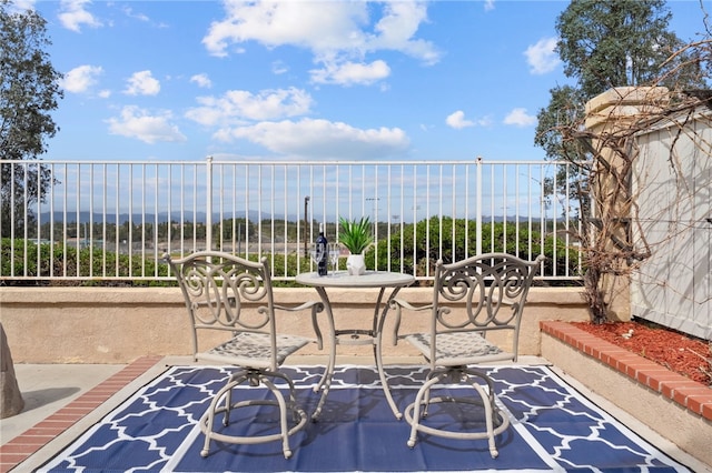 40115 Starling St, Temecula, CA 92591 - view of patio / terrace