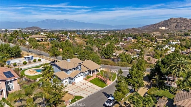 bird's eye view with a mountain view