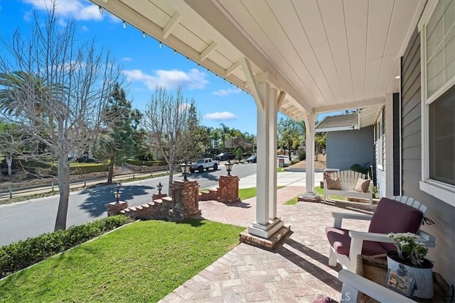 view of patio / terrace with covered porch