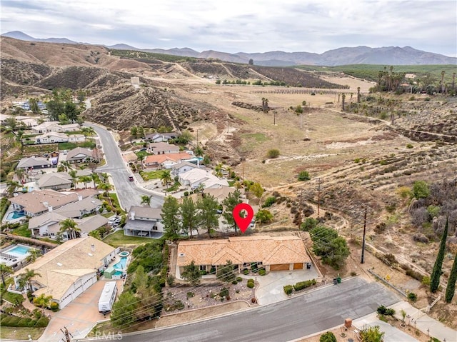 bird's eye view featuring a mountain view