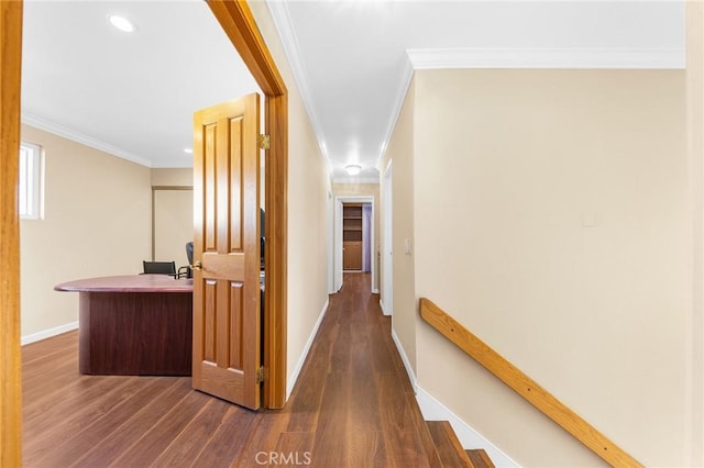 hallway featuring baseboards, dark wood-type flooring, recessed lighting, and crown molding