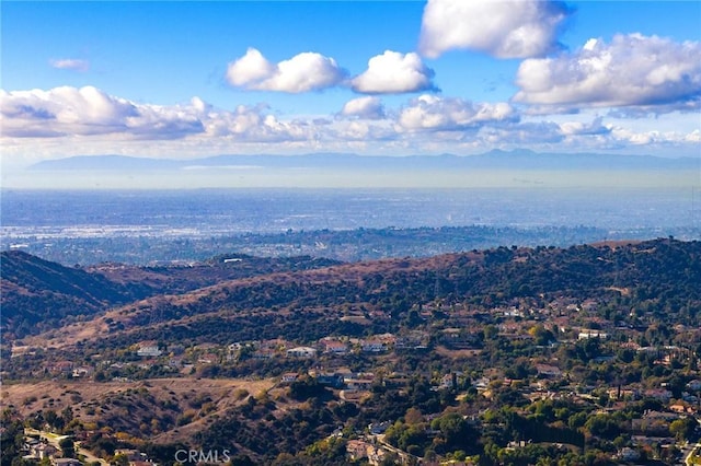 bird's eye view with a mountain view