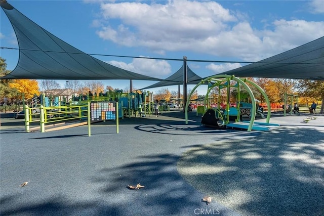 surrounding community with playground community