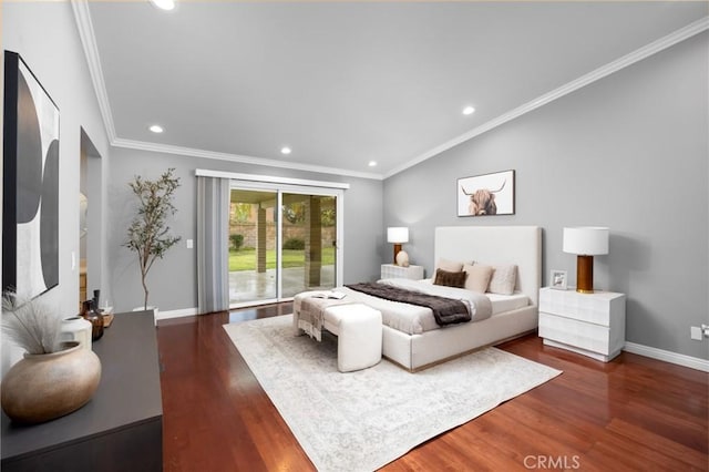 bedroom with crown molding, baseboards, and wood finished floors