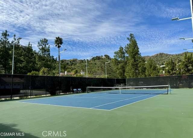 6 Bronco Ln, Bell Canyon, CA 91307 - view of sport court with fence