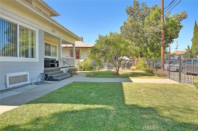 view of yard featuring fence