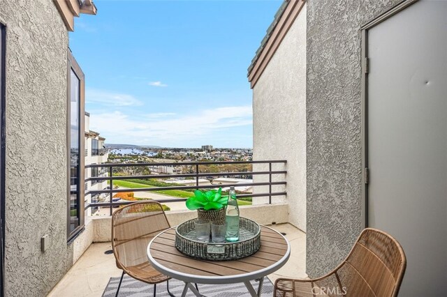 balcony with a sunroom