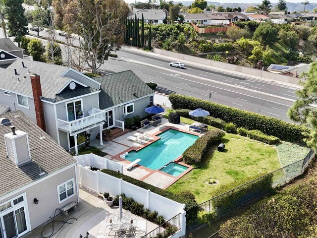 birds eye view of property featuring a residential view