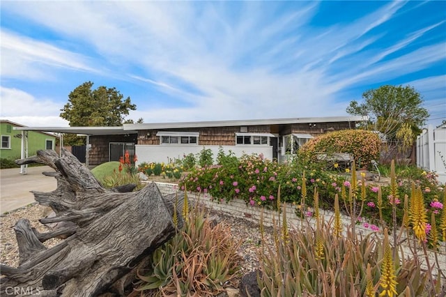 view of front of property with fence