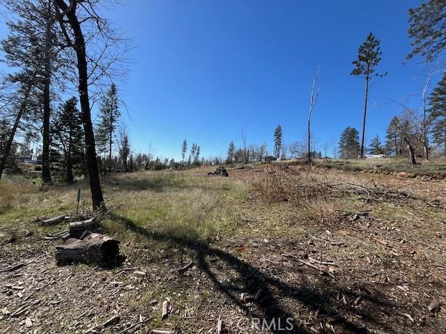 5801 Thoreau Ln, Paradise, CA 95969