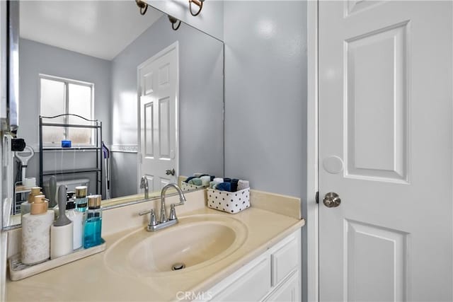 bathroom with vanity