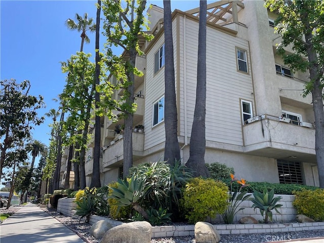 view of property exterior