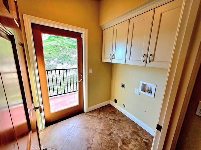 laundry room featuring hookup for a washing machine, hookup for a gas dryer, hookup for an electric dryer, baseboards, and cabinet space