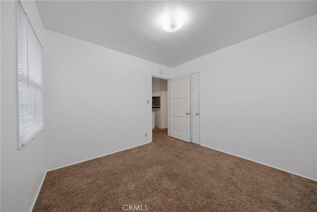 empty room with carpet