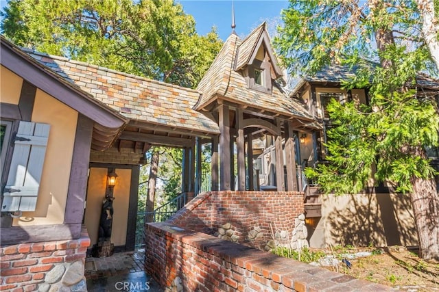145 Pheasant Run, Lake Arrowhead, CA 92352 - entrance to property