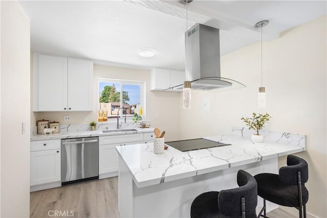 kitchen with black electric stovetop, a peninsula, a sink, dishwasher, and island exhaust hood