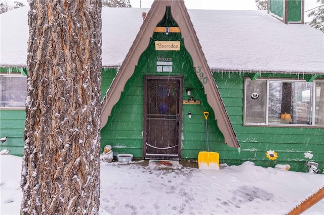 view of doorway to property