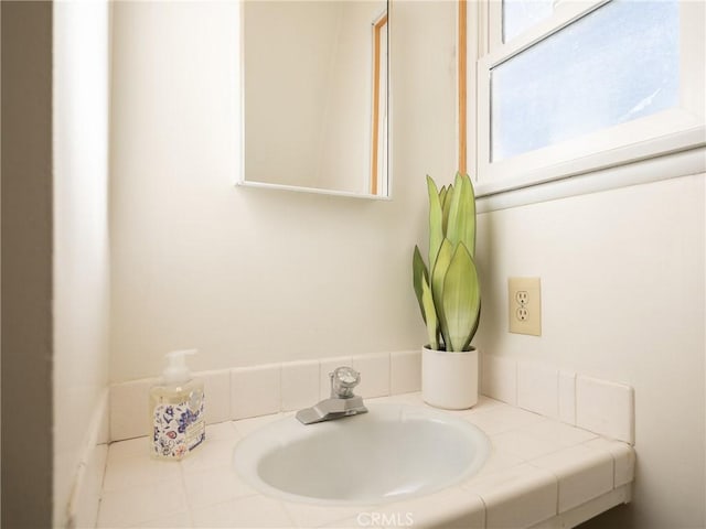 bathroom with vanity