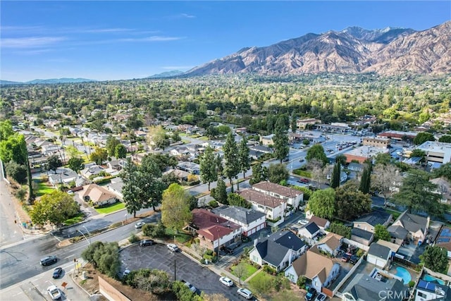 bird's eye view featuring a residential view and a mountain view