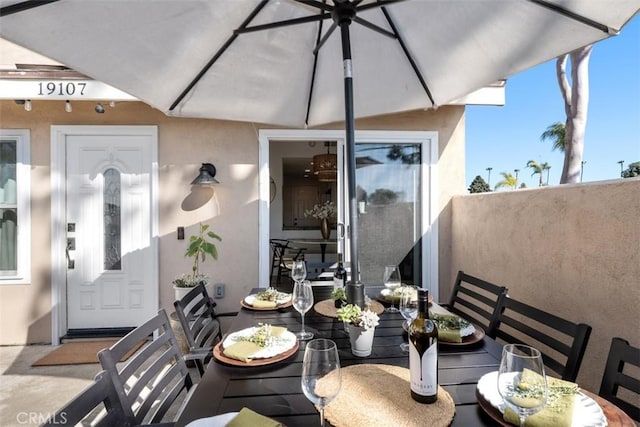 dining area with lofted ceiling