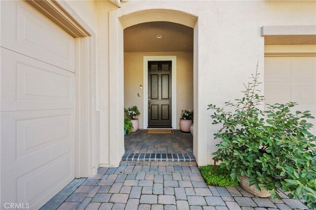 106 Via Sabinas, San Clemente, CA 92673 - doorway to property featuring stucco siding