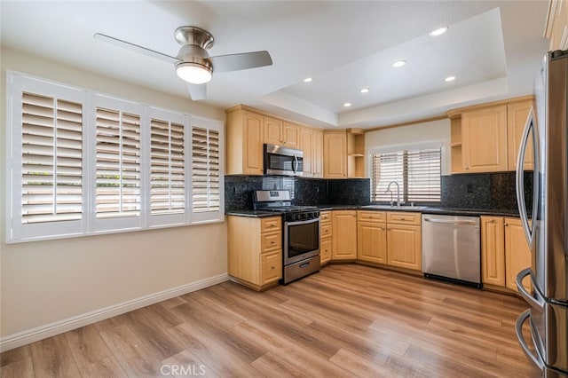 5401 Zelzah Ave Unit 124, Encino, CA 91316 - photo 9