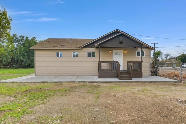 view of front of property with fence