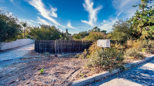 view of yard featuring fence