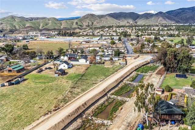 bird's eye view with a mountain view