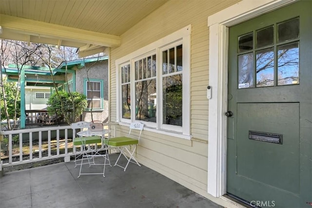 view of patio / terrace featuring covered porch