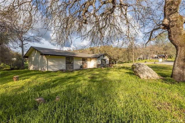 43317 Running Deer Ct, Coarsegold, CA 93614 - view of grassy yard