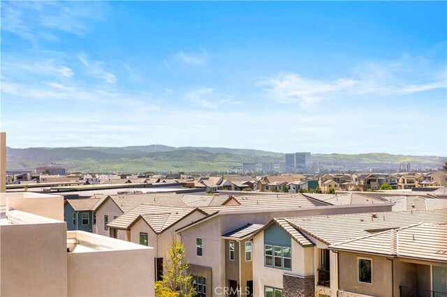 mountain view featuring a residential view