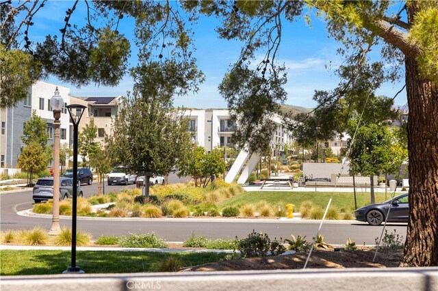 view of home's community featuring a residential view