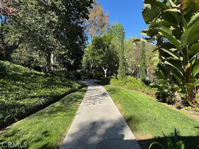 3601 W Hidden Ln Unit 309, Rolling Hills Estates, CA 90274 - surrounding community with a lawn