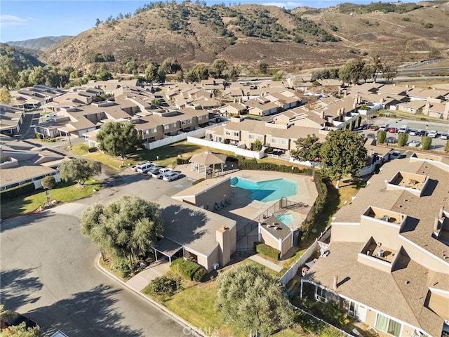 birds eye view of property featuring a residential view and a mountain view