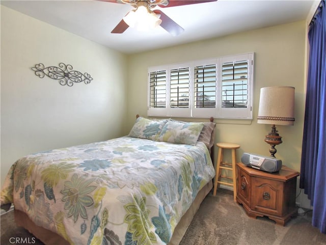 bedroom featuring carpet floors and a ceiling fan