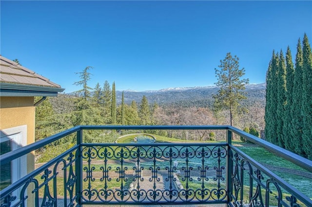 balcony with a mountain view