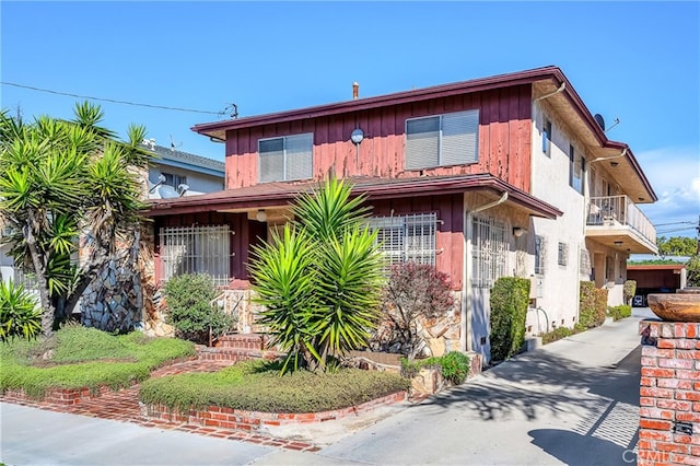 11838 Oxford Ave, Hawthorne, CA 90250 - view of front of house