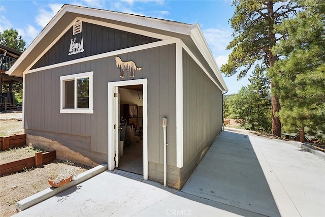 view of outbuilding featuring an outdoor structure