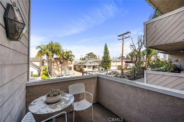2032 E Bermuda St Unit 102, Long Beach, CA 90814 - balcony featuring a residential view